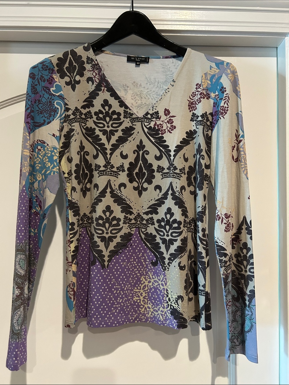 Etro Cream, Purple and Blue Ornate Print V-Neck Long Sleeve Top